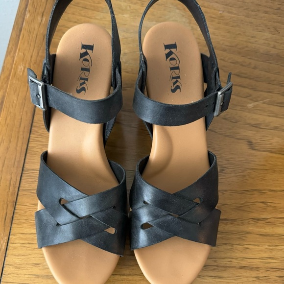 Korks Sandals - Picture 2 of 5